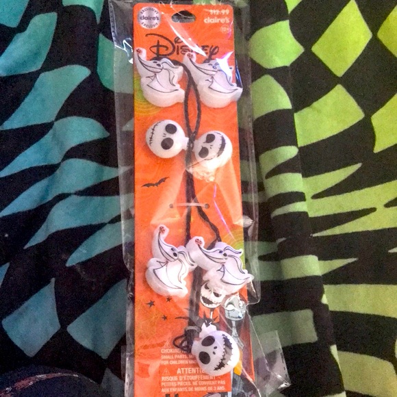 ✨🆕BN Disney Nightmare Before Christmas Light Up Necklace!BNIP!SO!✨ - Picture 1 of 6